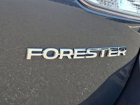 Used 2023 Subaru Forester Premium AWD/4WD image 34