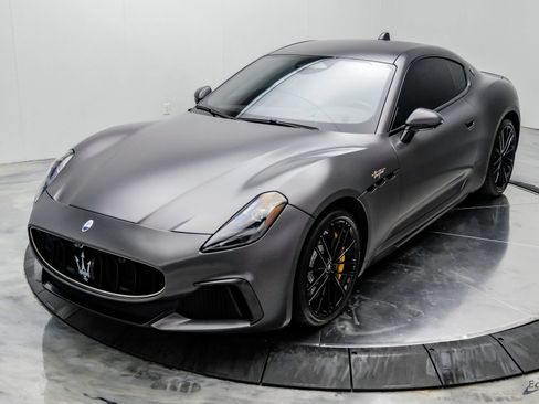 Used 2024 Maserati GranTurismo Trofeo AWD/4WD image 7