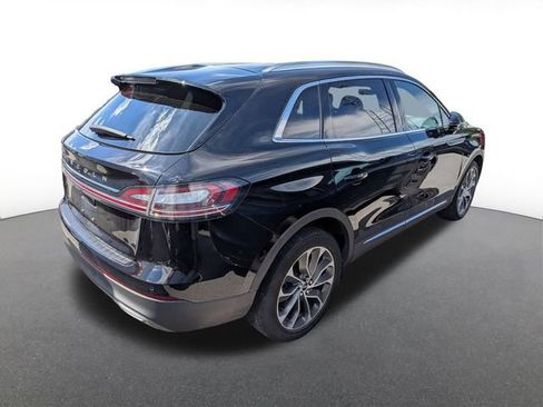 Used 2023 Lincoln Nautilus Reserve w/ Luxury Package AWD/4WD image 5