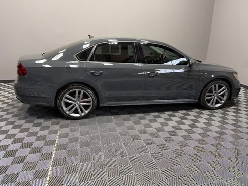 Used 2018 Volkswagen Passat 2.0T R-Line image 7