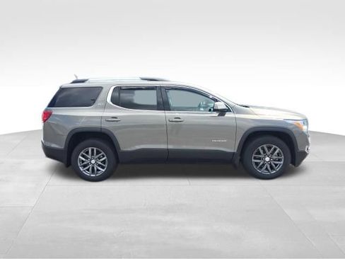 Used 2019 GMC Acadia SLT AWD/4WD image 8