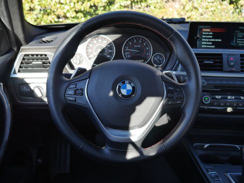 Used 2017 BMW 330i xDrive Sedan image 8