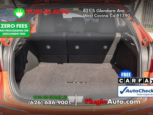 Used 2020 Toyota C-HR XLE FWD image 10