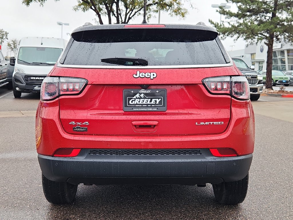 Certified 2025 Jeep Compass Limited AWD/4WD image 11