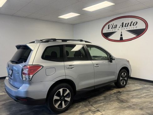 Used 2017 Subaru Forester 2.5i Premium w/ All-Weather Package AWD/4WD image 8