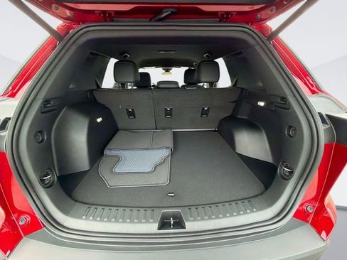 New 2026 Chevrolet Equinox ACTIV image 12