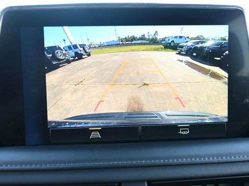 Used 2023 Chevrolet Tahoe LT image 11