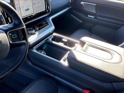 New 2025 Ford Expedition Tremor image 8