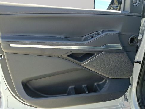 New 2026 Lincoln Navigator Reserve AWD/4WD image 8