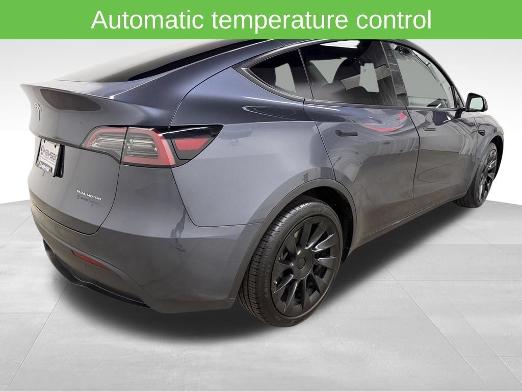 Used 2023 Tesla Model Y Long Range AWD/4WD image 12