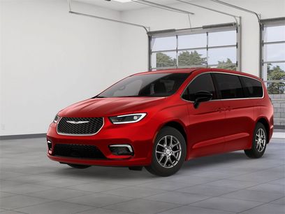 New 2026 Chrysler Pacifica Select