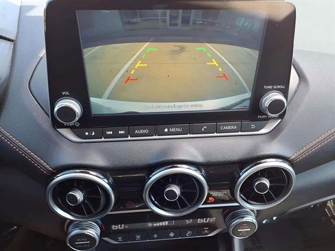 Used 2023 Nissan Sentra SR w/ Electronics Package image 15