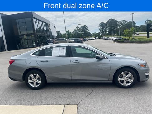 Used 2023 Chevrolet Malibu LT FWD image 4