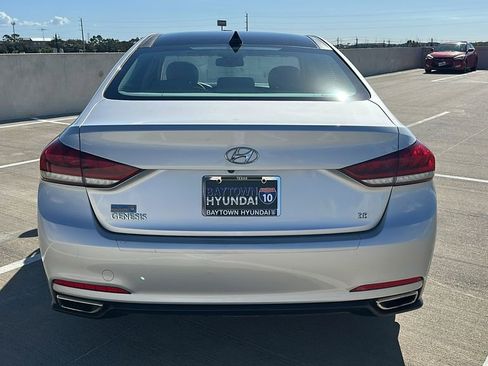 Used 2016 Hyundai Genesis 3.8 w/ Option Group 02 image 12