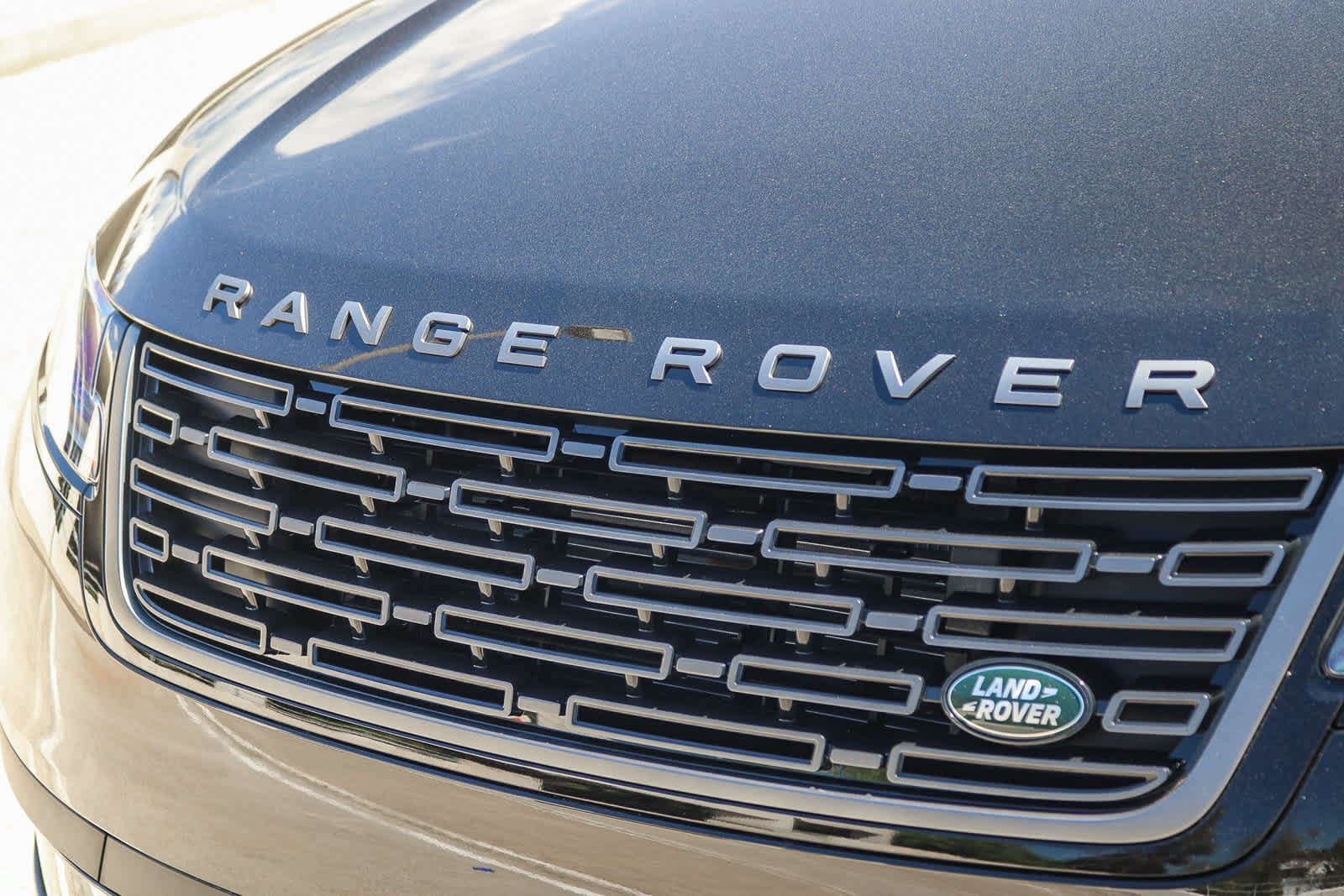 New 2026 Land Rover Range Rover Velar S AWD/4WD image 11