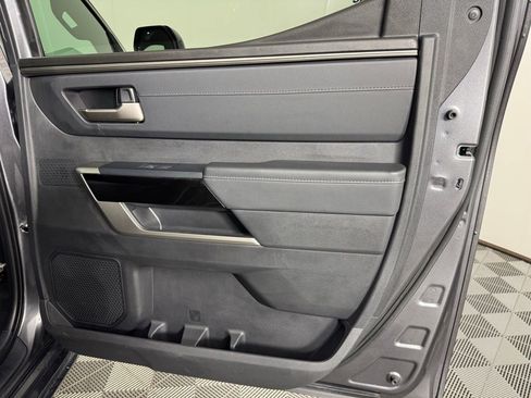 Used 2025 Toyota Tundra Limited image 24