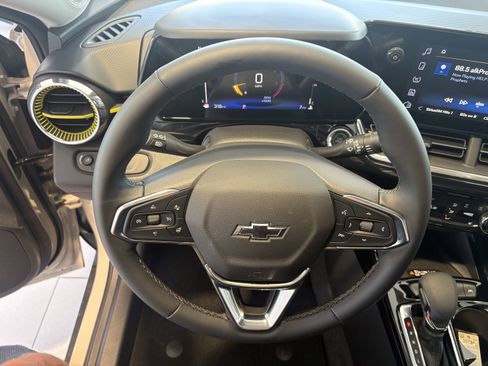 New 2026 Chevrolet Trax ACTIV w/ Sunroof Package image 9