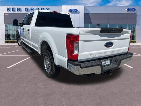 Used 2019 Ford F250 XL w/ Power Equipment Group RWD image 8