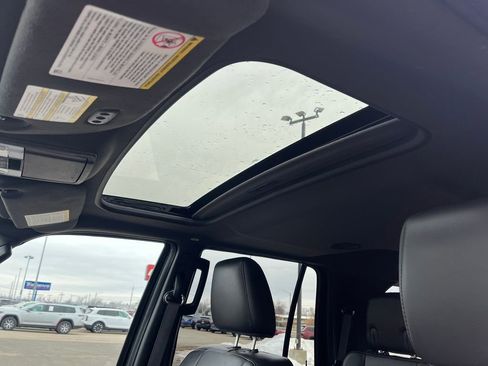 Used 2014 Ford Expedition Limited w/ Equipment Group 301A image 25