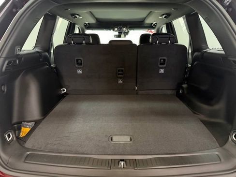 New 2025 Jeep Grand Cherokee Limited image 8