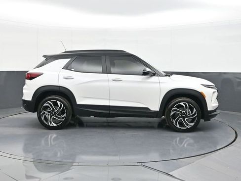 New 2026 Chevrolet TrailBlazer RS w/ Convenience Package AWD/4WD image 12