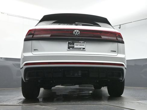 New 2026 Volkswagen Atlas Cross Sport SEL R-Line image 37