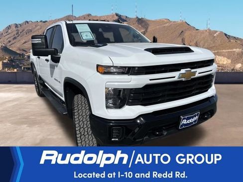 Used 2024 Chevrolet Silverado 2500 Custom w/ Custom Value Package image 7