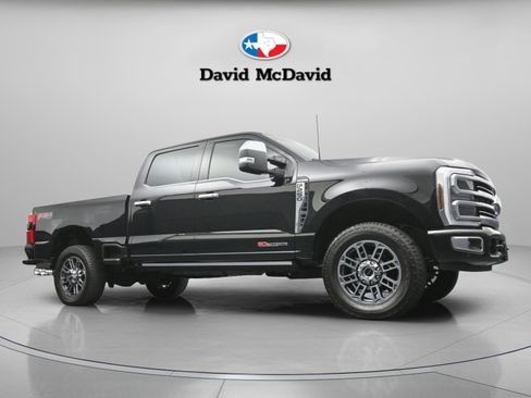 Used 2025 Ford F250 Platinum w/ Platinum Plus Package image 26