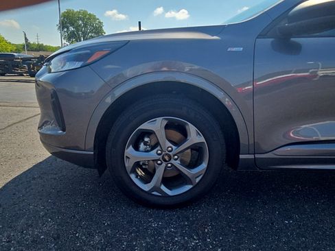 Certified 2024 Ford Escape ST-Line w/ Tech Pack #1 AWD/4WD image 28