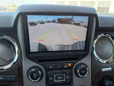 Used 2015 Ford F350 Lariat image 18