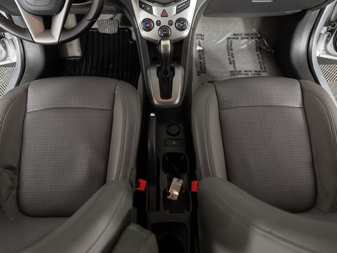 Used 2015 Chevrolet Sonic LTZ image 37