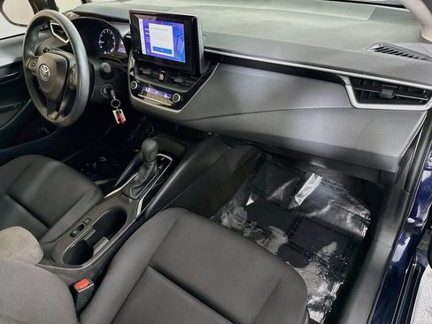 Used 2024 Toyota Corolla LE FWD image 31