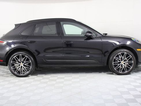 Certified 2023 Porsche Macan AWD/4WD image 8