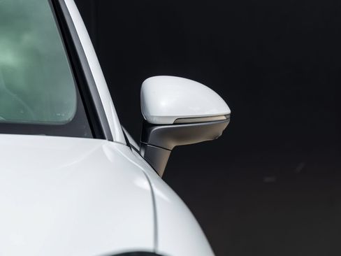 Certified 2023 Porsche Cayenne S AWD/4WD image 18