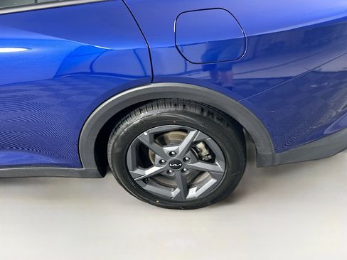 Used 2025 Kia K4 FWD image 11