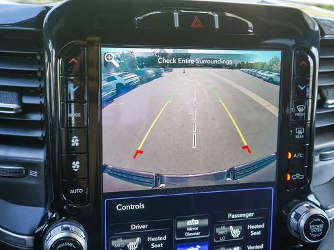 Used 2021 RAM 1500 Laramie AWD/4WD image 23