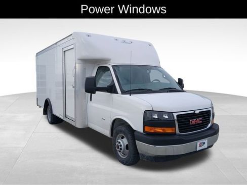 New 2025 GMC Savana 3500 Work Van w/ Power Convenience Package image 8