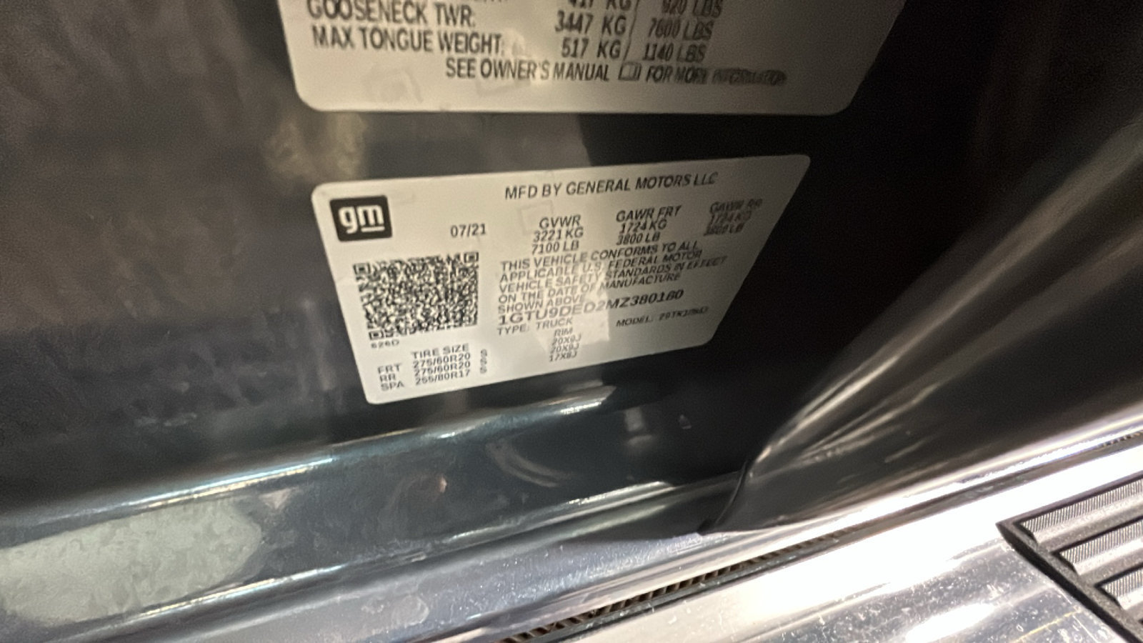 Used 2021 GMC Sierra 1500 SLT AWD/4WD image 12
