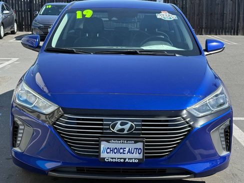 Used 2019 Hyundai Ioniq Limited FWD image 2