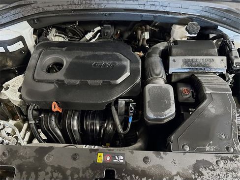 Used 2020 Hyundai Santa Fe SEL w/ Cargo Package image 9