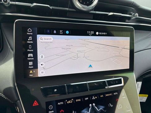 New 2025 Maserati Grecale Modena image 31