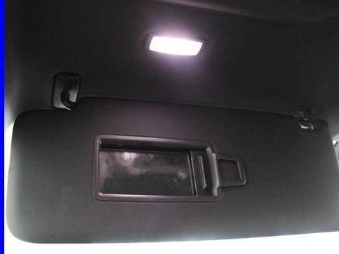 Used 2022 Volkswagen Atlas Cross Sport SE w/ Panoramic Sunroof Package image 49