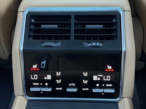 Used 2021 Porsche Panamera 4 image 39