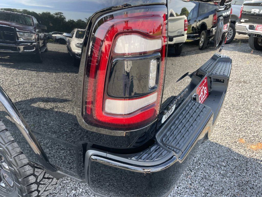Used 2024 RAM 2500 Limited AWD/4WD image 19