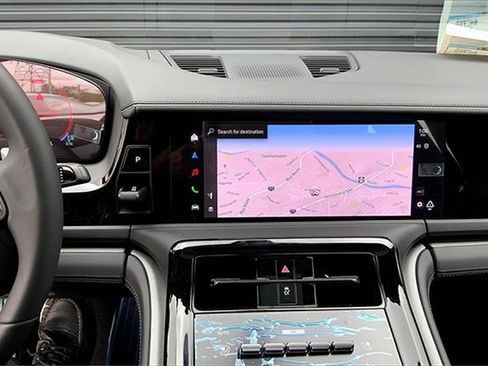 New 2025 Porsche Panamera 4 image 23