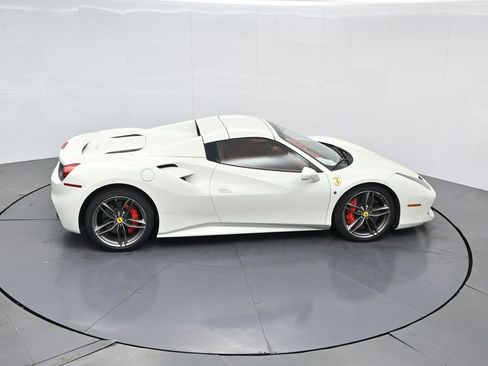 Used 2019 Ferrari 488 Spider image 40