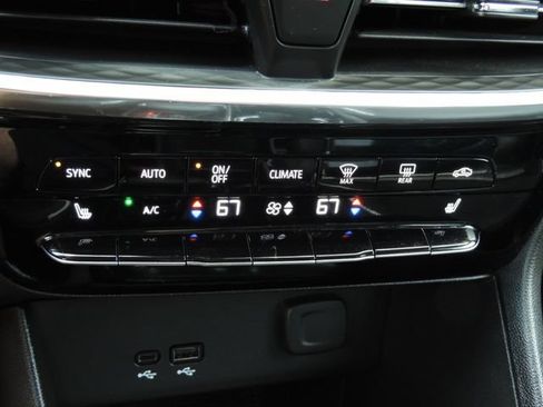 Certified 2026 Buick Encore GX Avenir w/ Avenir Technology Package FWD image 25