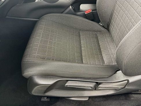 Used 2024 Honda HR-V LX image 29