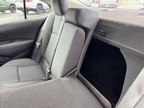 Used 2024 Toyota Corolla LE FWD image 8