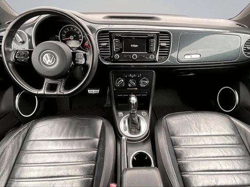 Used 2012 Volkswagen Beetle 2.0T FWD image 16
